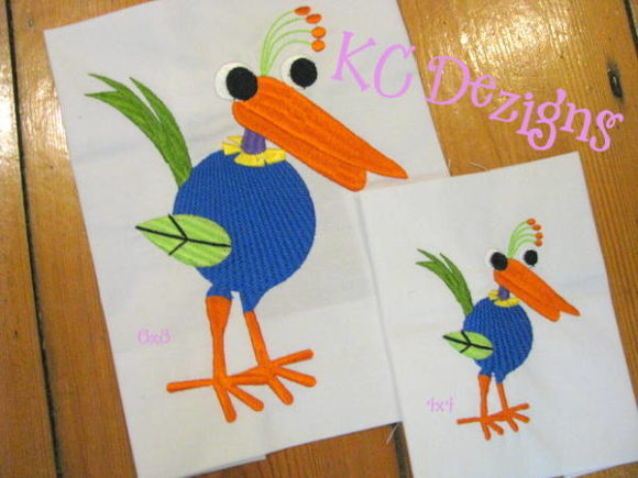 Googly Eyed Bird 07 Machine – A Seasonal Collection Review